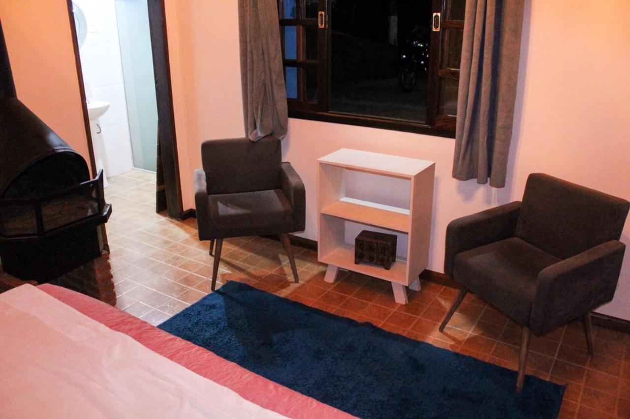 Chale Pico Agudo Hotel Santo Antônio do Pinhal Eksteriør billede